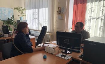 Виїзна консультація: фахівці Уманської ДПІ роз'яснили платникам у Маньківці, як оновити сертифікати електронного підпису онлайн