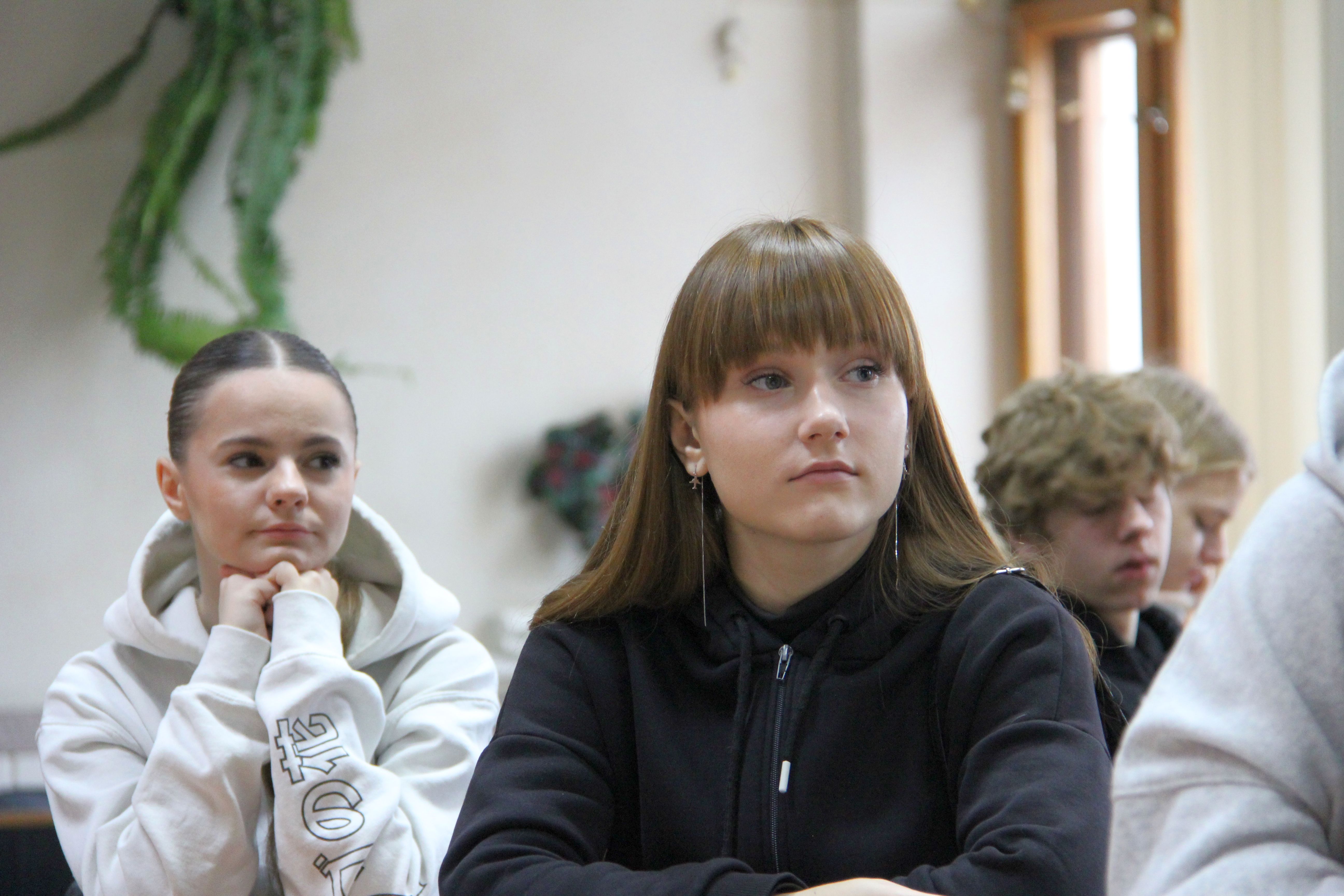 Майбутні платники – у податковій: черкаським школярам  провели екскурсію Головним управлінням. Фото № 10/9