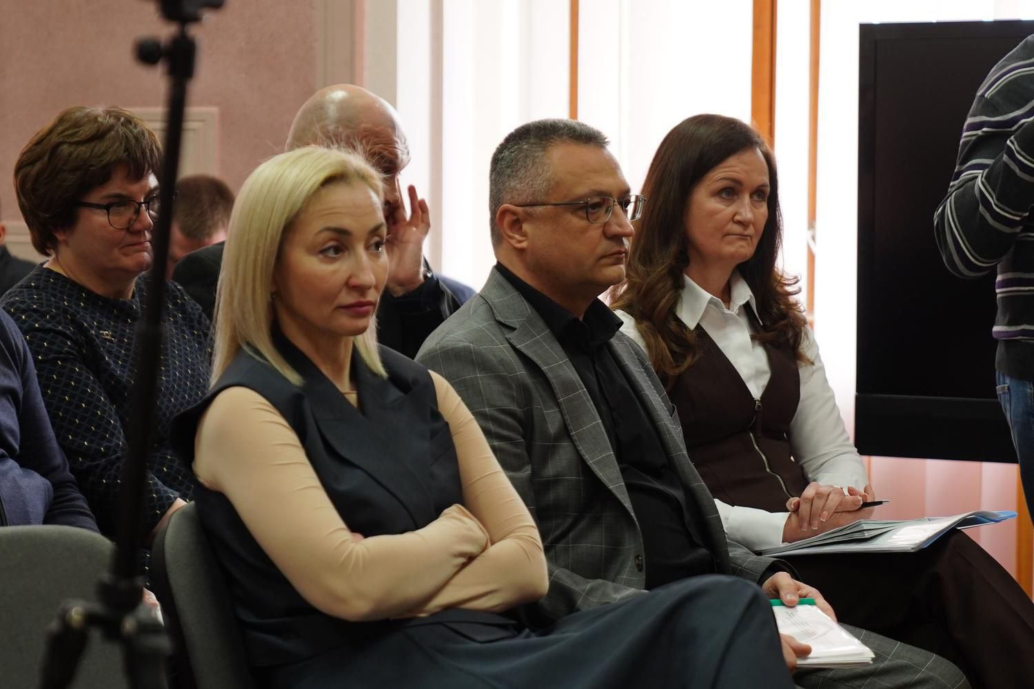 Команда ДПС та бізнес Черкащини обговорили дроблення бізнесу, ПДВ та ризикові операції. Фото № 7/6